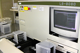 Laser-Inspektionswerkzeug für Wafer-Oberflächen 