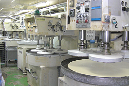 Batch system polishing machine